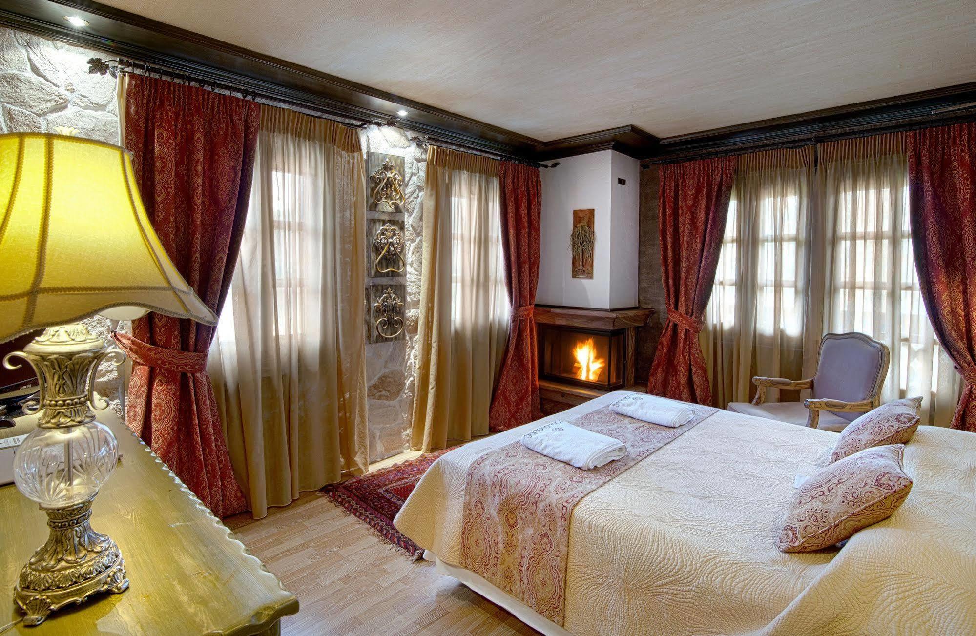 Aroma Dryos Spa & Eco Hotel Metsovo Bagian luar foto